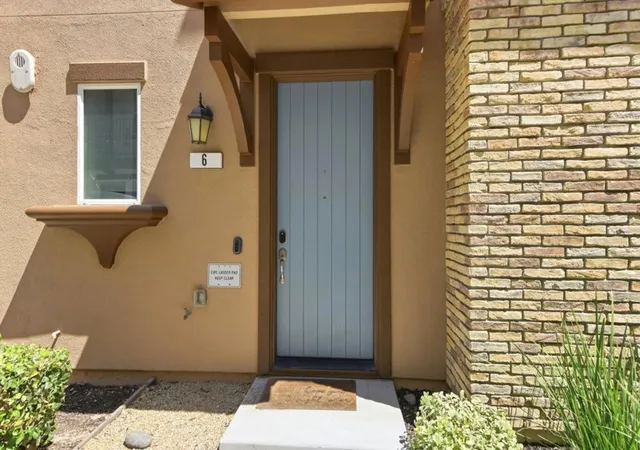 Photo 3 of Condo for sale at 2733 Sorano Ct #6, San Jose, CA 95111 | MLS# ML82059084 | Listing updated on 2026-10-05