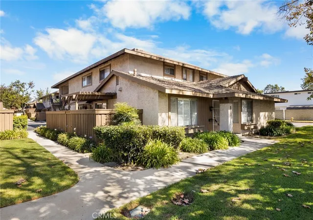 Condo for sale at 17812 Palo Verde Ave, Cerritos, CA 90703 | MLS# PW26186745
