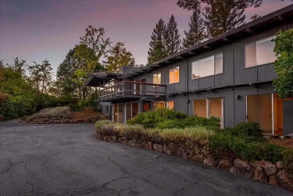 Single family home for sale at 15 Naranja Wy, Portola Valley, CA 94028 | MLS# ML82058982