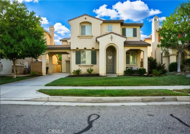 Photo 3 of Single family home for sale at 34292 Chaparossa, Lake Elsinore, CA 92532 | MLS# SW26187285 | Listing updated on 2026-09-23