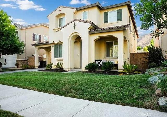Photo 4 of Single family home for sale at 34292 Chaparossa, Lake Elsinore, CA 92532 | MLS# SW26187285 | Listing updated on 2026-09-23
