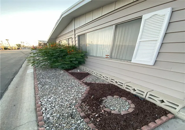 Photo 2 of Manufactured home for sale at 601 N Kirby St #281, Hemet, CA 92545 | MLS# IV26165447 | Listing updated on 2026-09-13