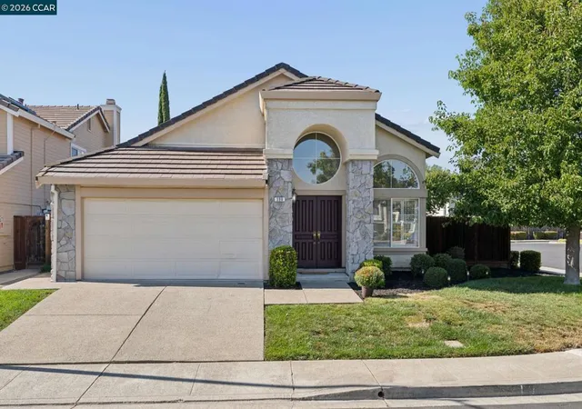 Photo 1 of Sale Pending at 300 Fiddle Creek Pl, San Ramon, CA 94582 | MLS# 41146268 | Listing updated on 2026-09-16