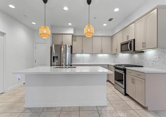 Photo 1 of Townhouse for sale at 1821 Poppy #5, Simi Valley, CA 93065 | MLS# SR26184683 | Listing updated on 2026-09-26