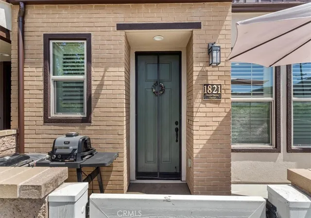 Photo 3 of Townhouse for sale at 1821 Poppy #5, Simi Valley, CA 93065 | MLS# SR26184683 | Listing updated on 2026-09-26