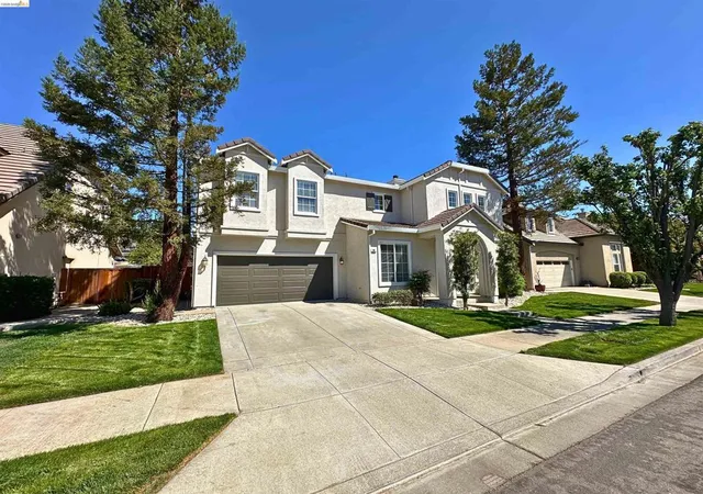 Photo 2 of Single family home for sale at 94 Heritage Way, Brentwood, CA 94513 | MLS# 41146275 | Listing updated on 2026-09-30