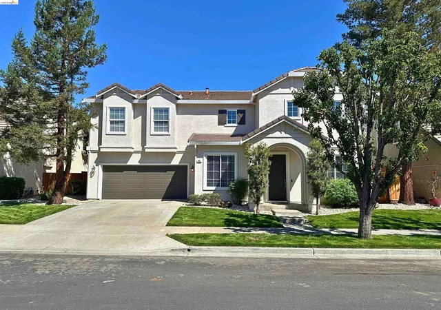 Photo 3 of Single family home for sale at 94 Heritage Way, Brentwood, CA 94513 | MLS# 41146275 | Listing updated on 2026-09-30