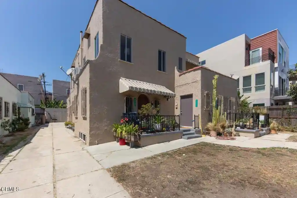 Photo 1 of Single family home for sale at 833 N Ridgewood Pl, Los Angeles, CA 90038 | MLS# P1-28612 | Listing updated on 2026-10-22