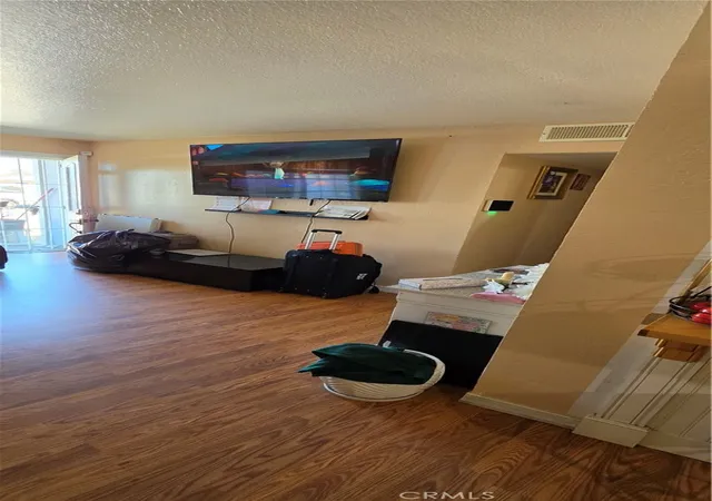 Photo 3 of Sale Pending at 22734 Road 130, Tulare, CA 93274 | MLS# RS26186527 | Listing updated on 2026-10-01