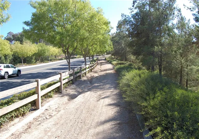 Photo 3 of Land for sale at 0 Retreat Pkwy, Corona, CA 92883 | MLS# IG26187710 | Listing updated on 2026-09-13