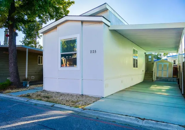 Photo 1 of Manufactured home for sale at 225 El Bosque #225, San Jose, CA 95134 | MLS# ML82059139 | Listing updated on 2026-10-11