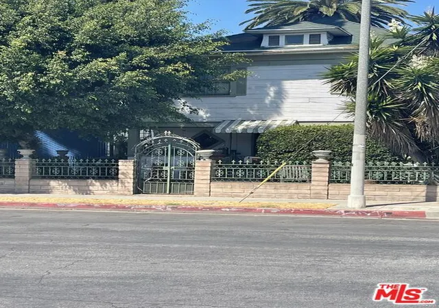 Photo 1 of Single family home for sale at 1125 W 22nd St, Los Angeles, CA 90007 | MLS# 26882371 | Listing updated on 2026-09-02