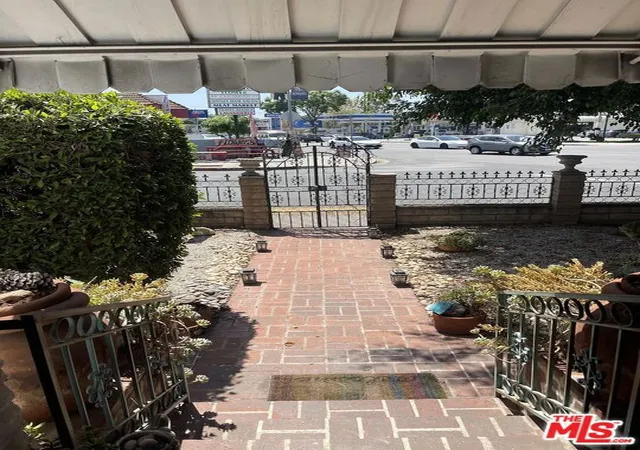 Photo 3 of Single family home for sale at 1125 W 22nd St, Los Angeles, CA 90007 | MLS# 26882371 | Listing updated on 2026-09-02
