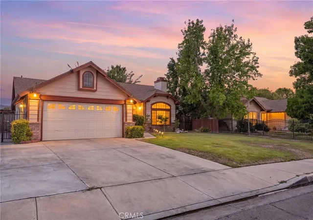 Photo 1 of Single family home for sale at 4100 E Avenue Q11, Palmdale, CA 93552 | MLS# SR26187702 | Listing updated on 2026-10-08