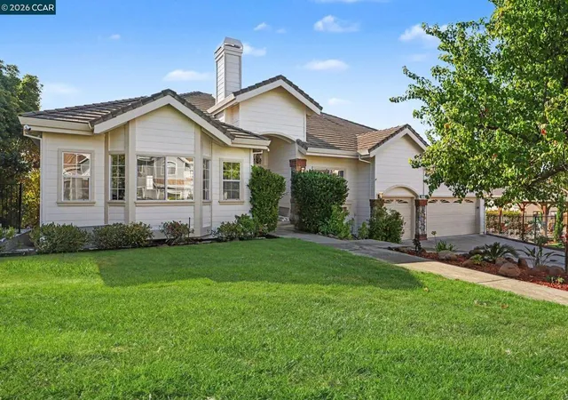 Photo 3 of Sale Pending at 4004 Browning Dr, Concord, CA 94518 | MLS# 41146303 | Listing updated on 2026-10-05