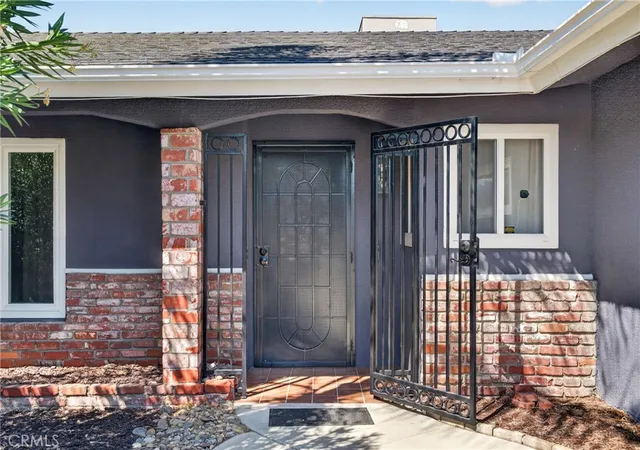 Photo 4 of Single family home for sale at 797 S Juanita St, Hemet, CA 92543 | MLS# IV26179160 | Listing updated on 2026-09-24