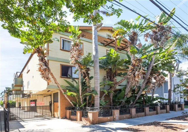 Photo 1 of Condo for sale at 453 Almond Avenue #6, Long Beach, CA 90802 | MLS# PV26187819 | Listing updated on 2026-10-03