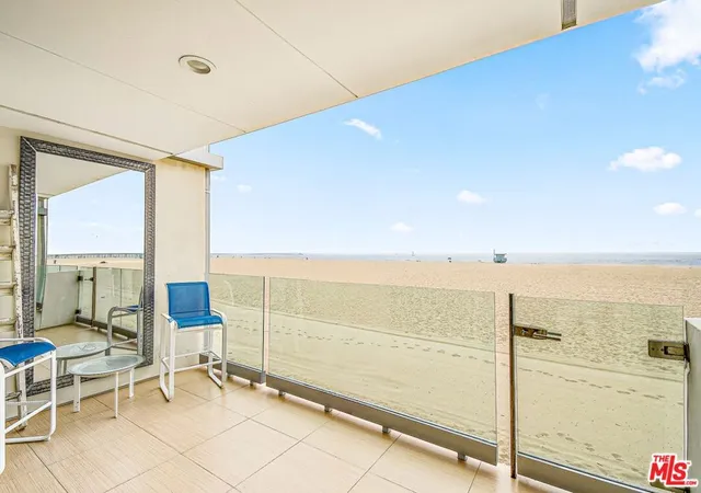 Photo 1 of Condo for sale at 4 Jib St #2, Marina Del Rey, CA 90292 | MLS# 26876567 | Listing updated on 2026-09-19
