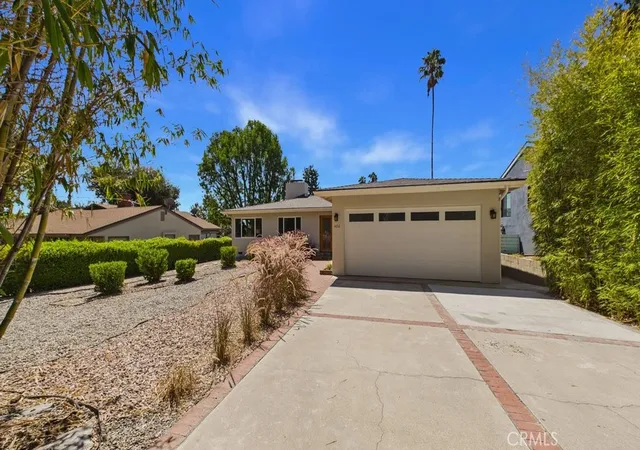 Photo 4 of Single family home for sale at 480 E Grandview, Sierra Madre, CA 91024 | MLS# AR26185606 | Listing updated on 2026-10-11