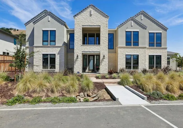Photo 1 of Mansion for sale at 18471 Corte Zapala, Morgan Hill, CA 95037 | MLS# ML82059170 | Listing updated on 2026-10-12
