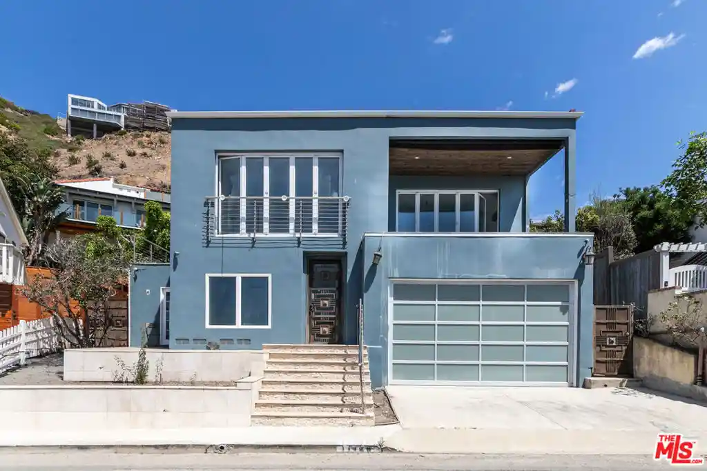 Photo 1 of Single family home for sale at 17725 Revello Dr, Los Angeles, CA 90272 | MLS# 26878279 | Listing updated on 2026-10-30