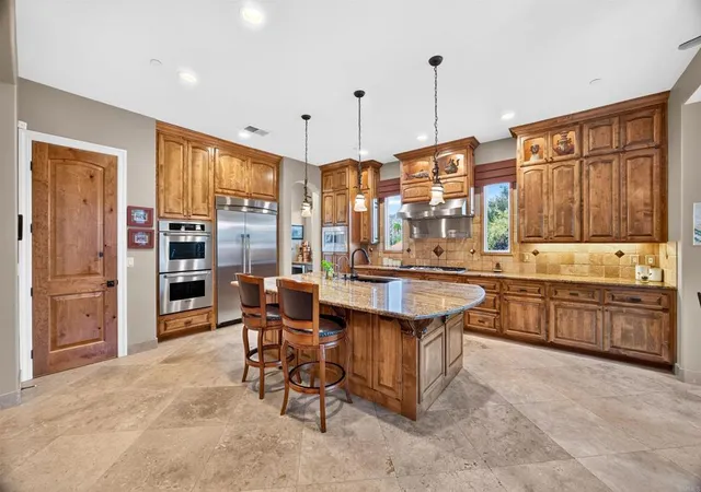 Photo 4 of Single family home for sale at 15512 Calistoga Dr, Ramona, CA 92065 | MLS# PTP2606533 | Listing updated on 2026-09-10