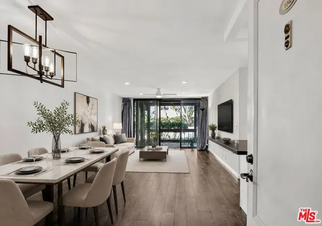 Photo 3 of Condo for sale at 7742 Redlands St #D1046, Los Angeles, CA 90293 | MLS# 26892073 | Listing updated on 2026-10-27