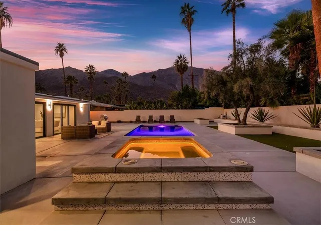 Photo 1 of Single family home for sale at 218 E Ocotillo, Palm Springs, CA 92264 | MLS# PW26187929 | Listing updated on 2026-09-26