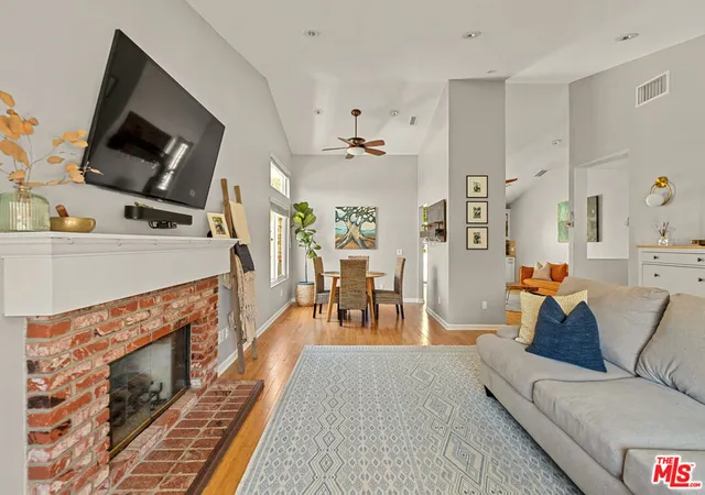 Photo 3 of Single family home for sale at 22537 Cardiff Dr, Santa Clarita, CA 91350 | MLS# 26891207 | Listing updated on 2026-10-10