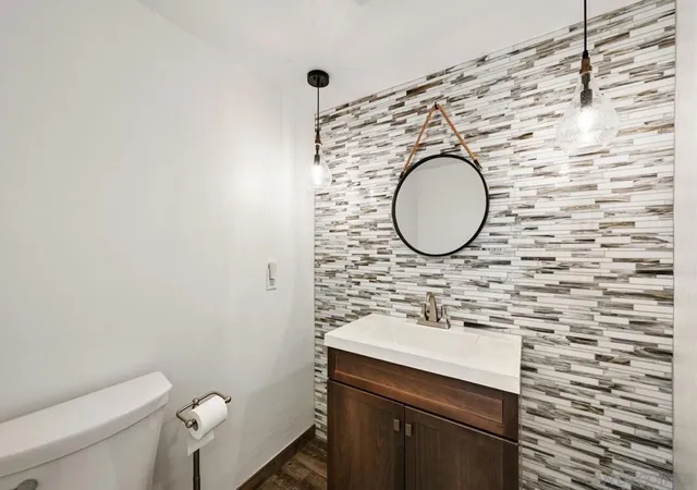 Photo 3 of Sale Pending at 3107 Via Sombra, Carlsbad, CA 92010 | MLS# 260020985SD | Listing updated on 2026-09-15