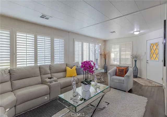Photo 4 of Manufactured home for sale at 8509 Beverly Blvd, Spc 16, Pico Rivera, CA 90660 | MLS# MB26186474 | Listing updated on 2026-09-30