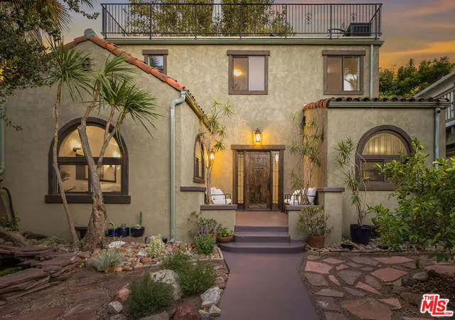 Photo 1 of Single family home for sale at 686 San Juan Ave, Venice, CA 90291 | MLS# 26879793 | Listing updated on 2026-10-01