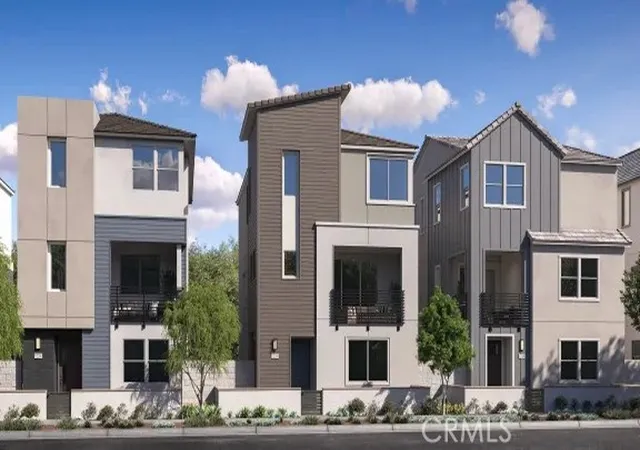 Photo 2 of Sale Pending at 125 Waterfowl, Irvine, CA 92618 | MLS# OC26188005 | Listing updated on 2026-10-08