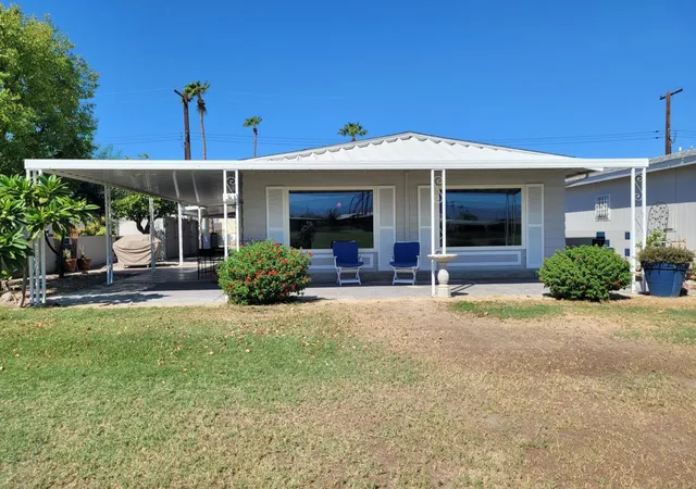 Photo 4 of Manufactured home for sale at 33250 Barcelona Dr, Thousand Palms, CA 92276 | MLS# 219151906DA | Listing updated on 2026-09-15