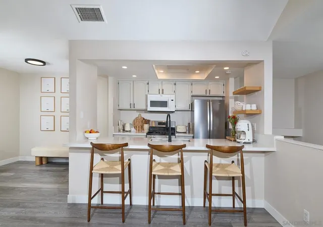 Photo 3 of Condo for sale at 353 Windy Lane, Vista, CA 92083 | MLS# 260020997SD | Listing updated on 2026-10-08