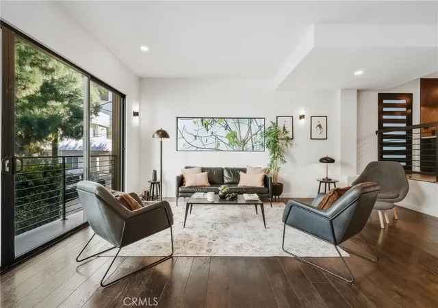 Photo 4 of Single family home for sale at 3601 Dixie Canyon Pl, Sherman Oaks, CA 91423 | MLS# SR26180797 | Listing updated on 2026-10-30