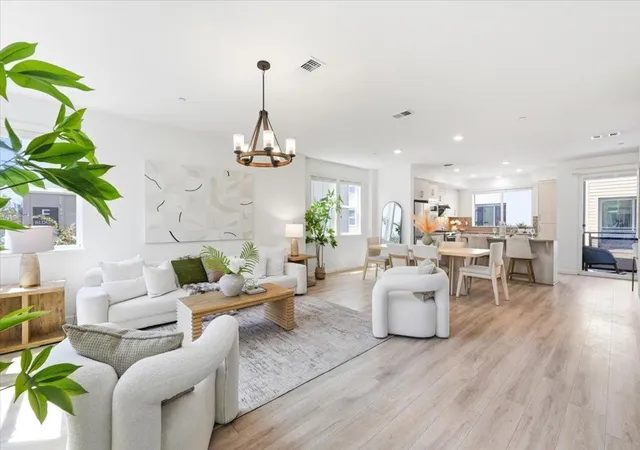 Townhouse for sale at 1863 Newbury Park Dr, San Jose, CA 95133 | MLS# ML82059204