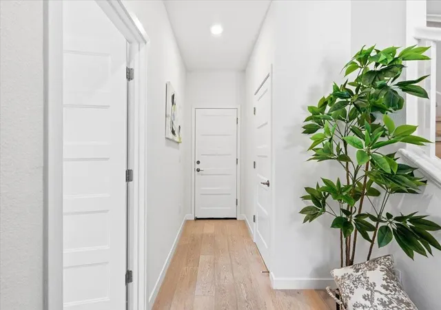 Photo 3 of Townhouse for sale at 1863 Newbury Park Dr, San Jose, CA 95133 | MLS# ML82059204 | Listing updated on 2026-10-12
