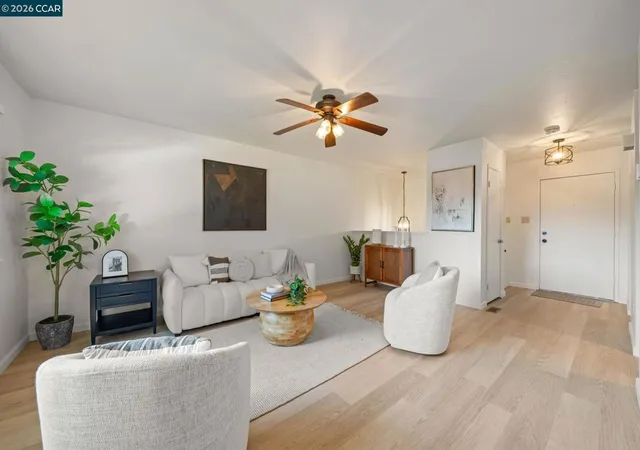 Photo 2 of Townhouse for sale at 163 Holiday Hills Dr, Martinez, CA 94553 | MLS# 41146355 | Listing updated on 2026-10-02