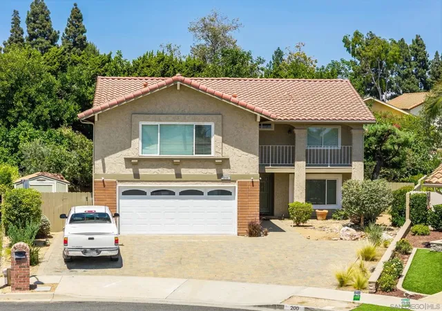 Photo 3 of Single family home for sale at 200 San Miguel Circle, Placentia, CA 92870 | MLS# 260021001SD | Listing updated on 2026-09-10