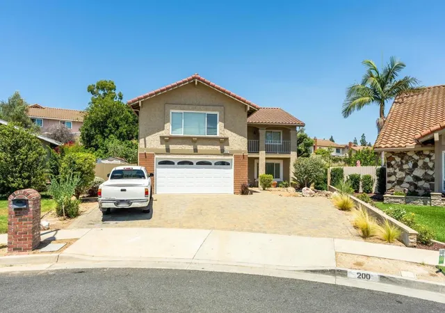 Photo 3 of Single family home for sale at 200 San Miguel Circle, Placentia, CA 92870 | MLS# 260021001SD | Listing updated on 2026-09-10