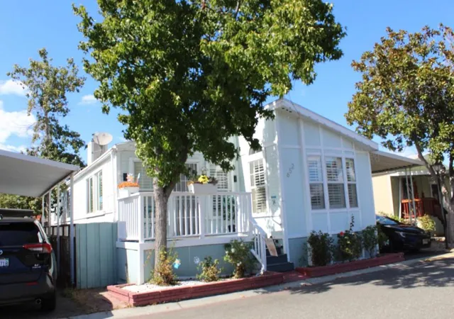 Photo 3 of Sale Pending at 652 Hermitage #652, San Jose, CA 95134 | MLS# ML82059208 | Listing updated on 2026-10-01