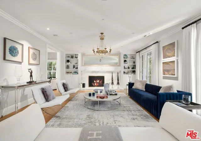 Photo 3 of Single family home for sale at 1960 Coldwater Canyon Dr, Beverly Hills, CA 90210 | MLS# 26893465 | Listing updated on 2026-10-03