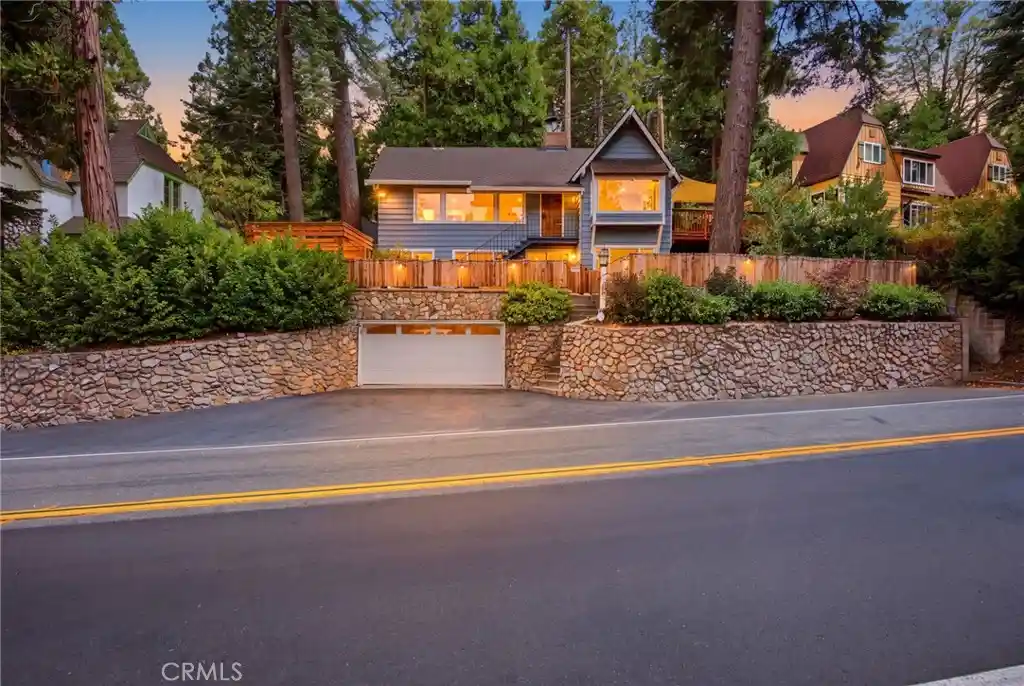 Single family home for sale at 197 Ca-173, Lake Arrowhead, CA 92352 | MLS# IG26188093