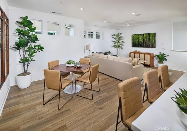 Listing Photo 5 - Condo for sale in building located at 16618 Bottlebrush Ln, Fontana, CA 92336 - Unit #1