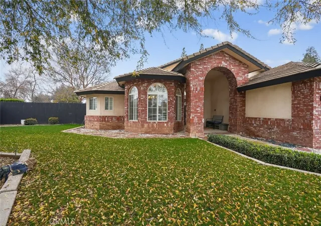 Photo 2 of Single family home for sale at 4507 Sealion Ln, Bakersfield, CA 93312 | MLS# SR26187636 | Listing updated on 2026-09-13