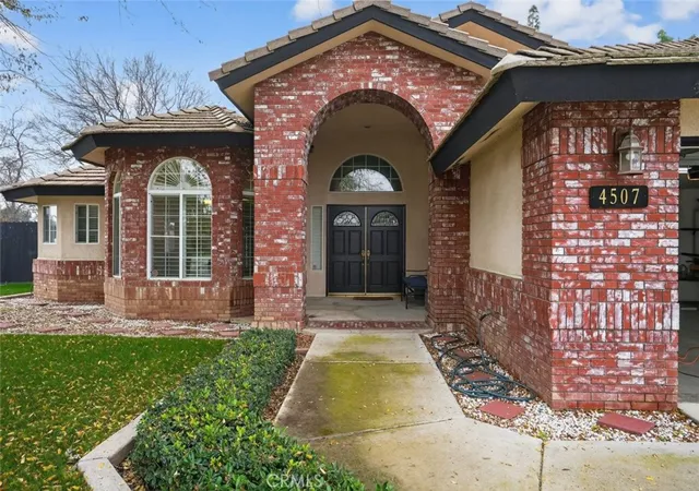 Photo 3 of Single family home for sale at 4507 Sealion Ln, Bakersfield, CA 93312 | MLS# SR26187636 | Listing updated on 2026-09-13