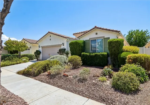 Photo 3 of Single family home for sale at 5365 Paseo Famosa, Hemet, CA 92545 | MLS# SW26188021 | Listing updated on 2026-10-01