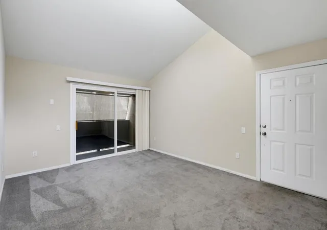 Listing Photo 3 - Condo for sale in building located at 3456 Castle Gln Dr, San Diego, CA 92123 - Unit #256