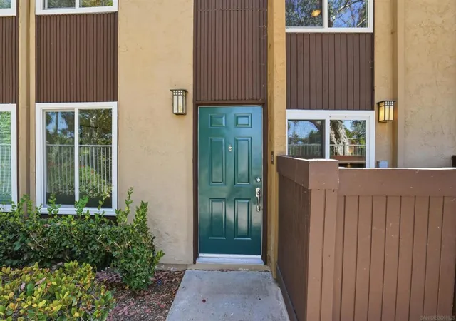 Photo 2 of Townhouse for sale at 3454 Castle Glen Dr #151, San Diego, CA 92123 | MLS# 260021027SD | Listing updated on 2026-10-03